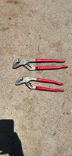Milwaukee 10 in. and 12 in. Smooth Jaw Pliers