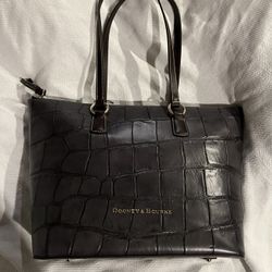 Dooney & Bourke Handbag 