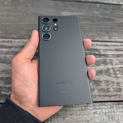 Samsung Galaxy S23 Ultra 512GB & Unlocked Carrier!