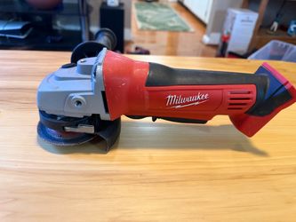 Milwaukee M18 Grinder