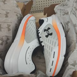 Under Armour Men's Charged Assert 10 Shoes,(101) Size 11.5 XW