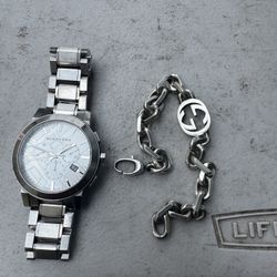 Burberry Men’s Watch And Gucci Bracelet