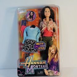 Disney Hannah Montana Fashion Doll Miley’s Cool Style 2007