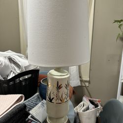 Pretty Vintage Lamp 