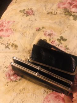 Wallet it’s pretty new