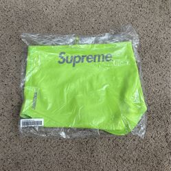 Supreme WINDSTOPPER Neck Gaiter