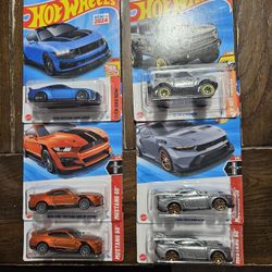 Hotwheel Mustangs,bronco 