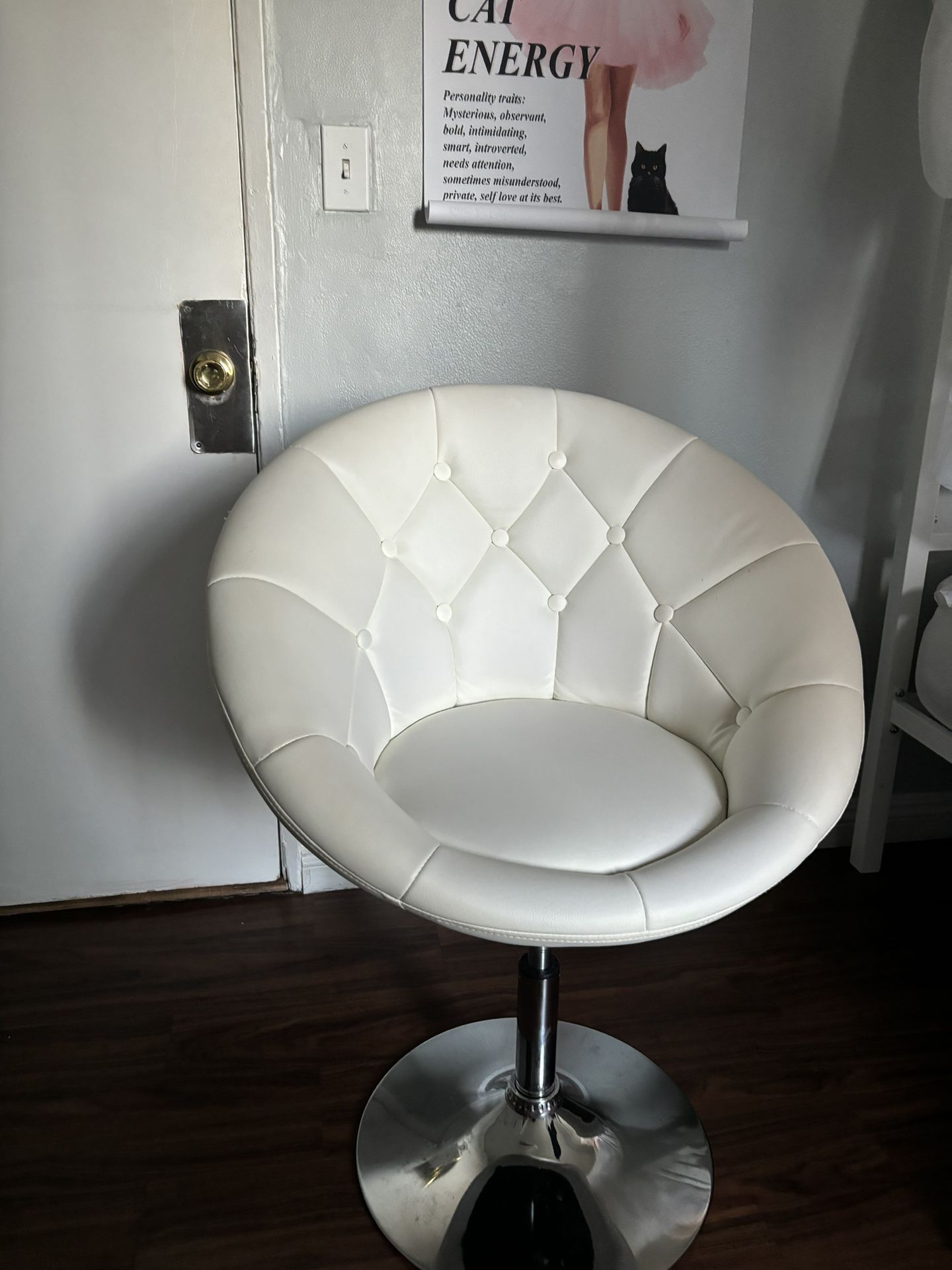 Vanity Chair