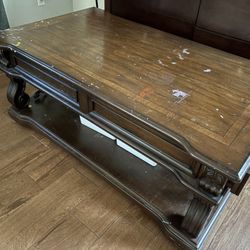 Coffee Table - Great For DIY