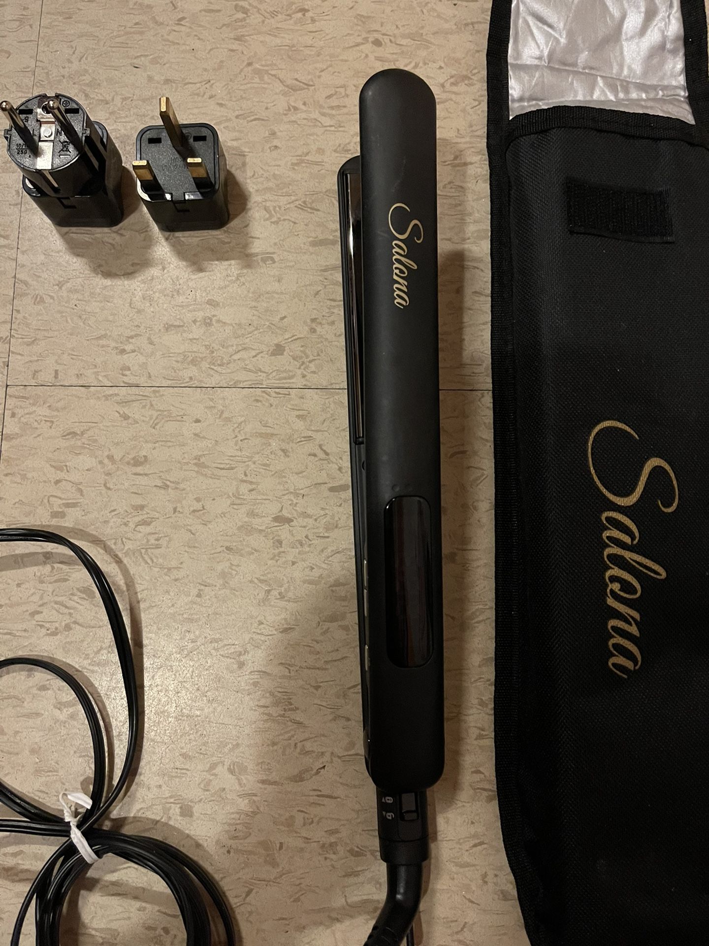 Salon Hair Straightener (With pouch and converters)