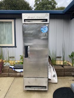 DELFIELD FREEZER FREESTANDING 