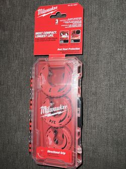 Milwaukee Close Quarters Tubing Cutter Set (3-Piece)