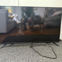 Insignia, 42” TV