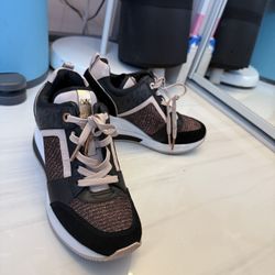 Micheal Kors Glitter Sneakers womens size 6.5