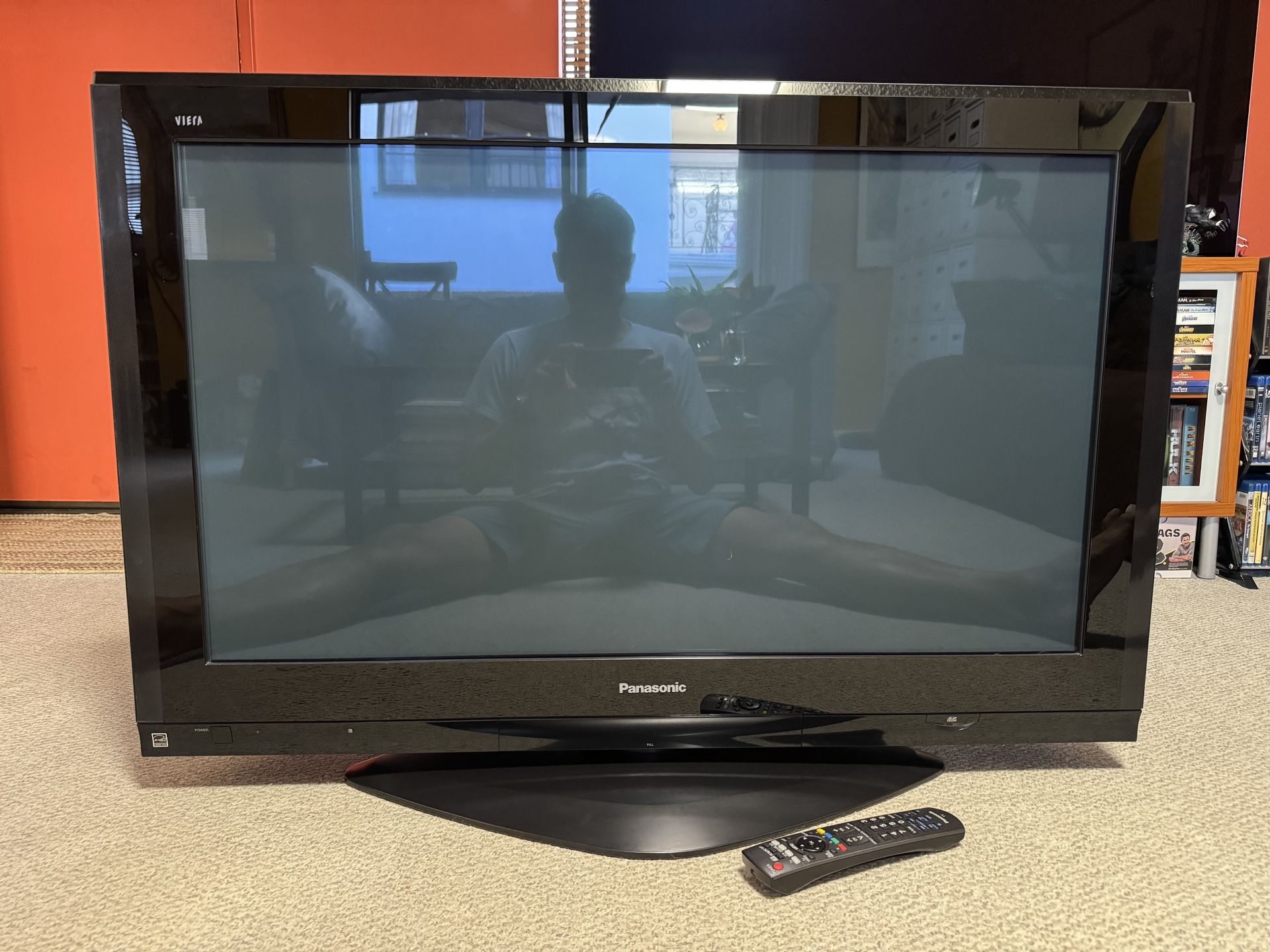 Panasonic TH-42PZ700U