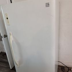 Kenmore upright deep freezer