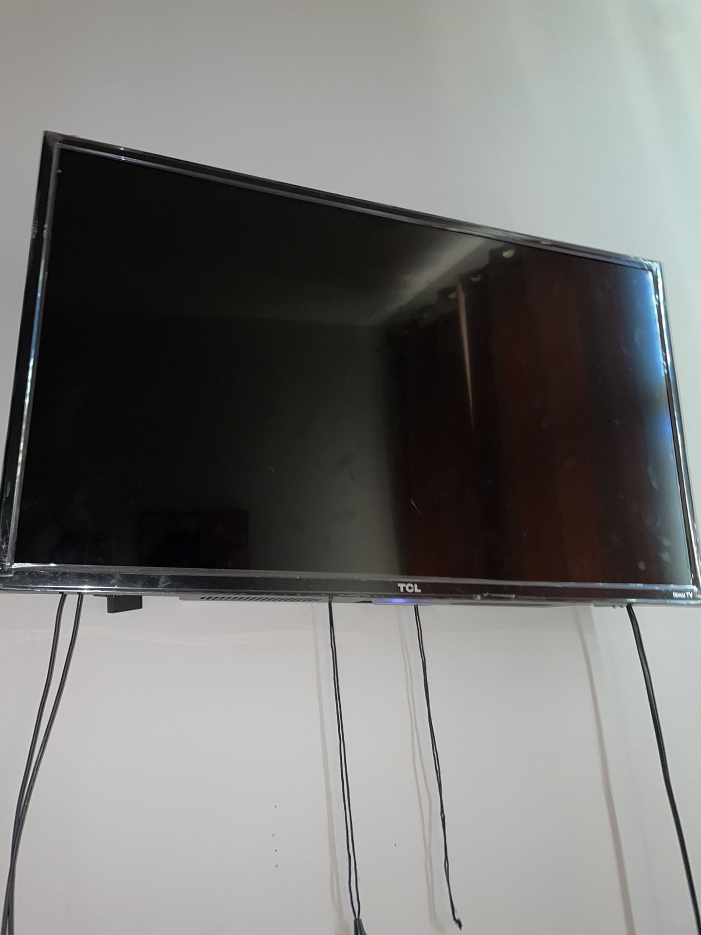 30 Inch TCL Roku Tv