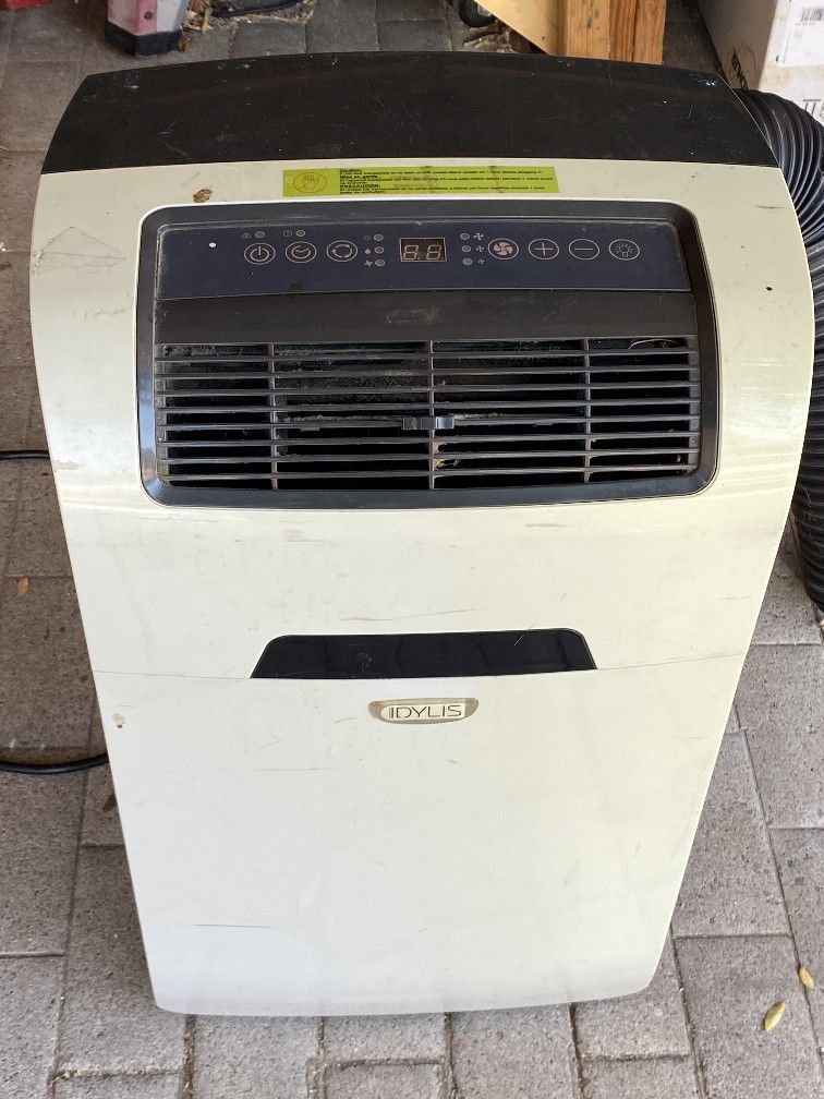 Portable AC Lg