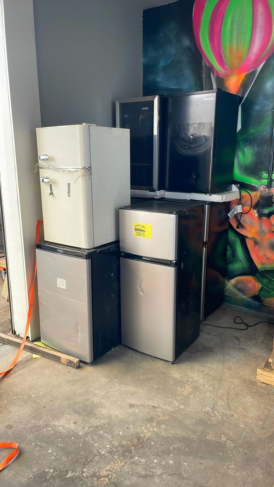 Insignia Mini Fridge - NEW
