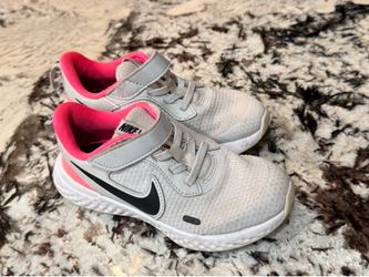 Toddler Girls Nike Revolution 5 Size 11c