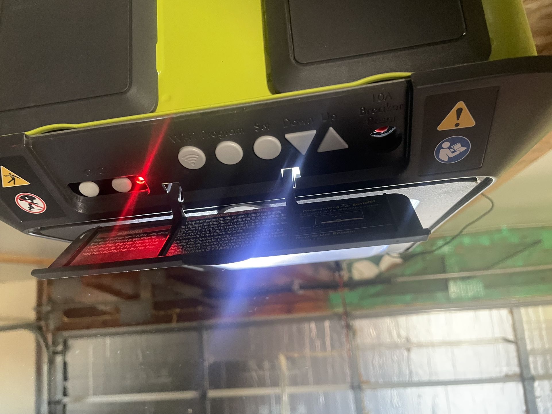 RYOBI QUIET GARAGE DOOR OPENER