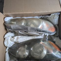 2007 Toyota Corolla Headlights