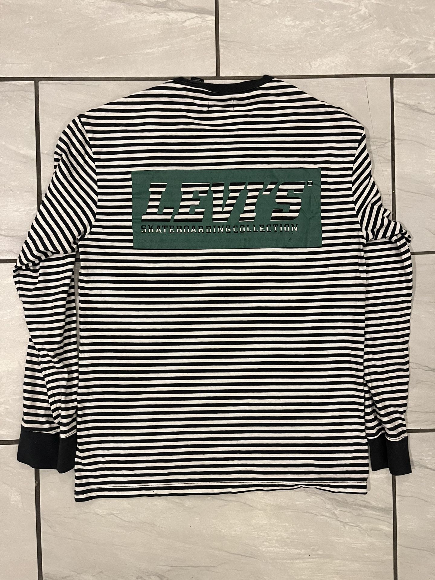 Levi’s Skateboarding Collection Striped Box Logo Long sleeve Shirt Size Medium