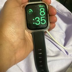 Apple Watch Series 5 