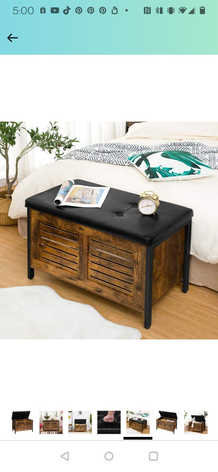 NEW STORAGE BENCH/CHEST WITH PADDED SEAT