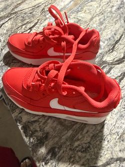 Girls sneakers size 13C