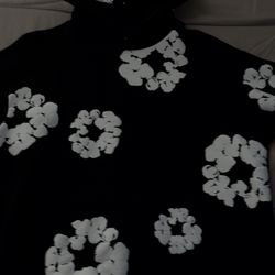 Denim tear size small