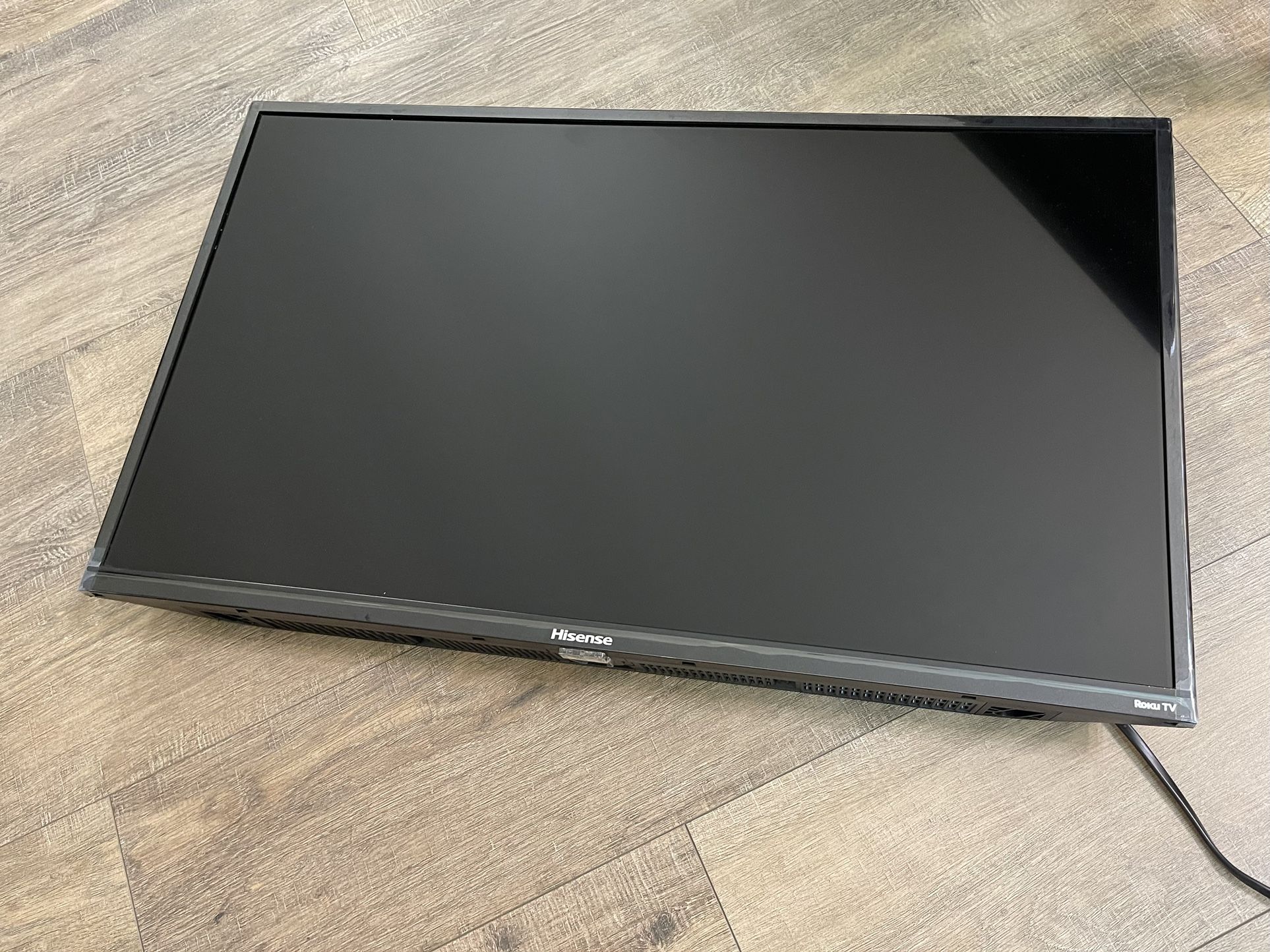 Hisense 32-inch Roku TV