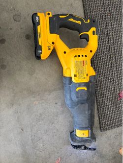 DEWALT 20V MAX XR Brushless Reciprocating Saw