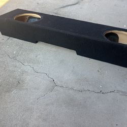 ($120 Firm) 2/12s 1988 to 1998 Chevy- GMC  Extended Cab  sub box