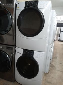 Kenmore Elite HE3 stackable front load washer and dryer set - Free delivery