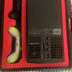 Xbox Series X 2 Controllers