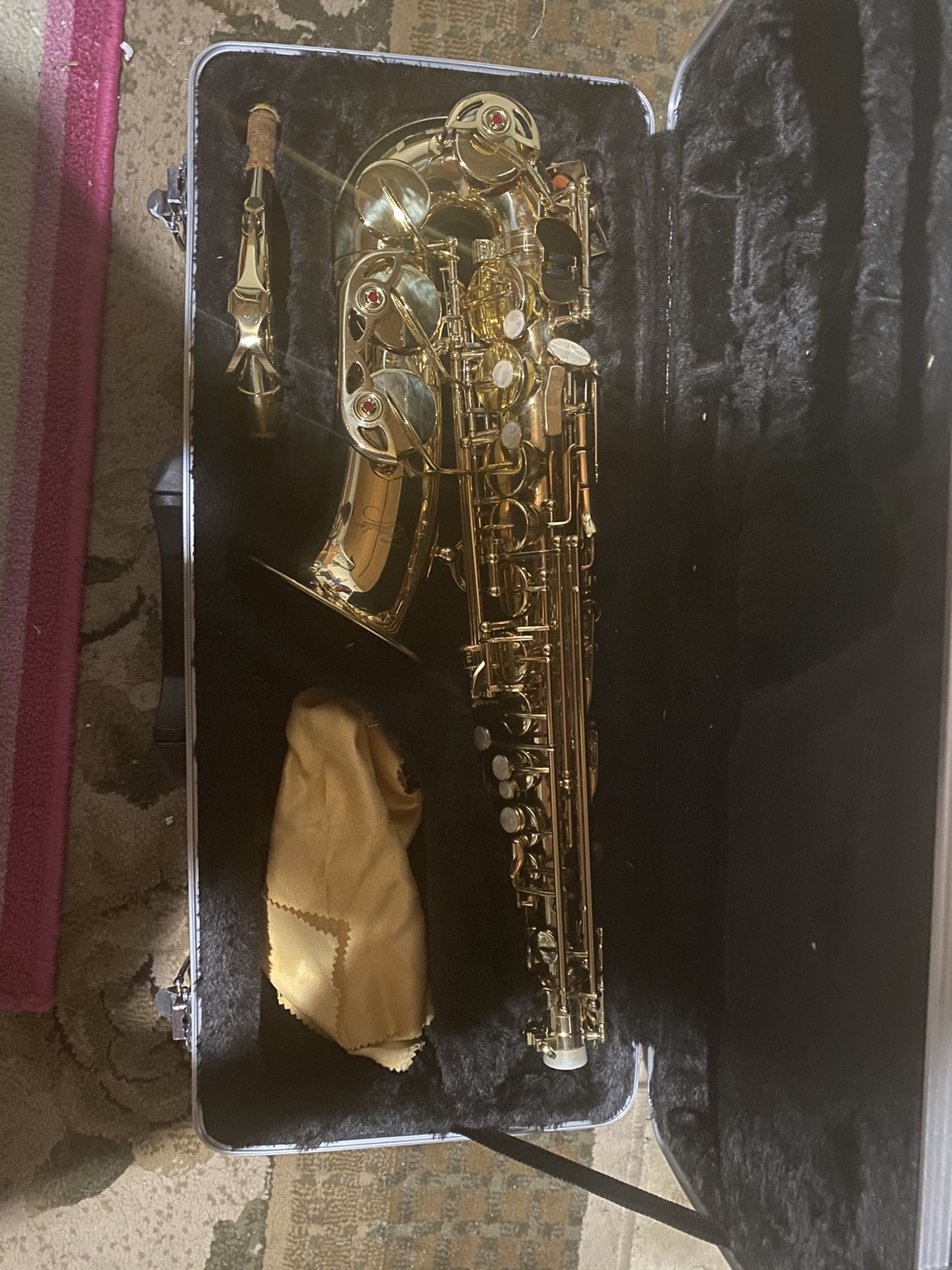 Lightly Used Etude Saxophone 