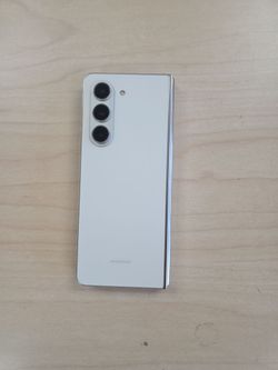 Samsung fold 5**256gb**    unlock ANY Sim