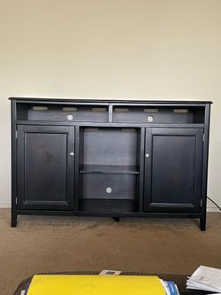 TV  stand / media console  for 65 inch tv with storage