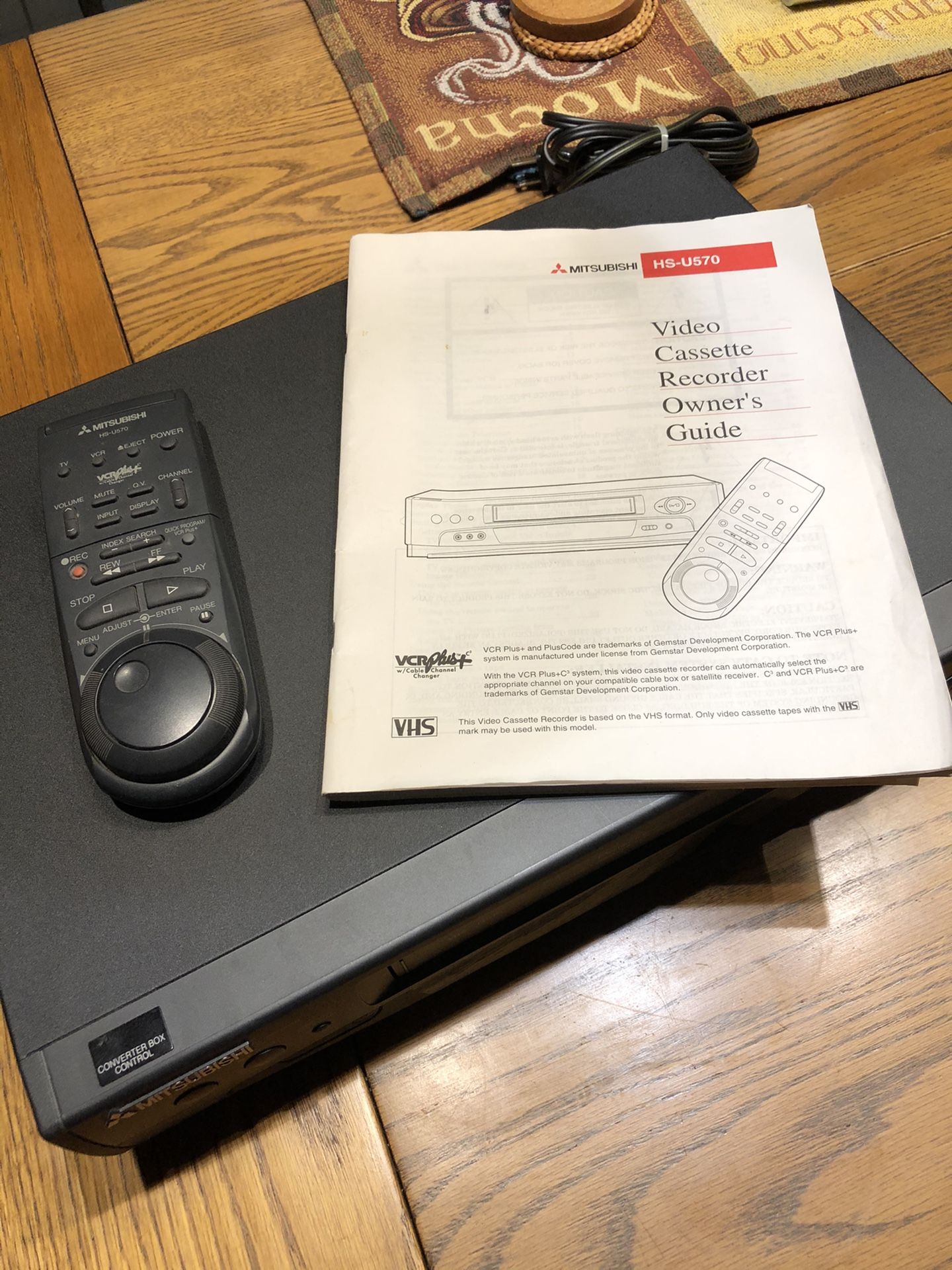 Mitsubishi HS-U570 Video Cassette Recorder Plus VHS tapes