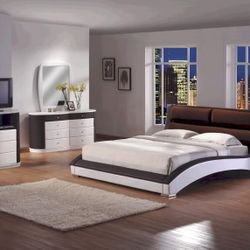 Williams Queen Leather Bedroom Set