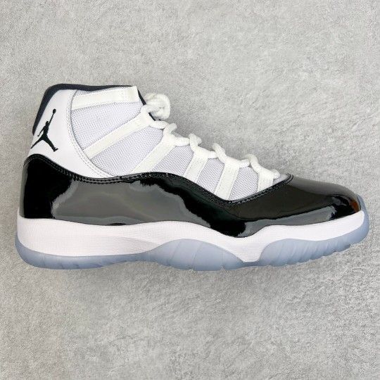Air Jordan 11 Retro 'Concord'