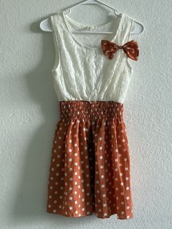 sleeveless dress 