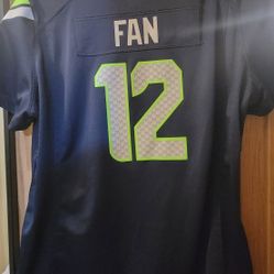 Seattle Seahawks 12 FAN Jersey BNWT