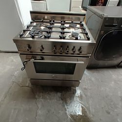 Stove Gas Bran Bertazzoni Everything Is And Good Working Condition 3 Months Warranty Delivery And Installation 