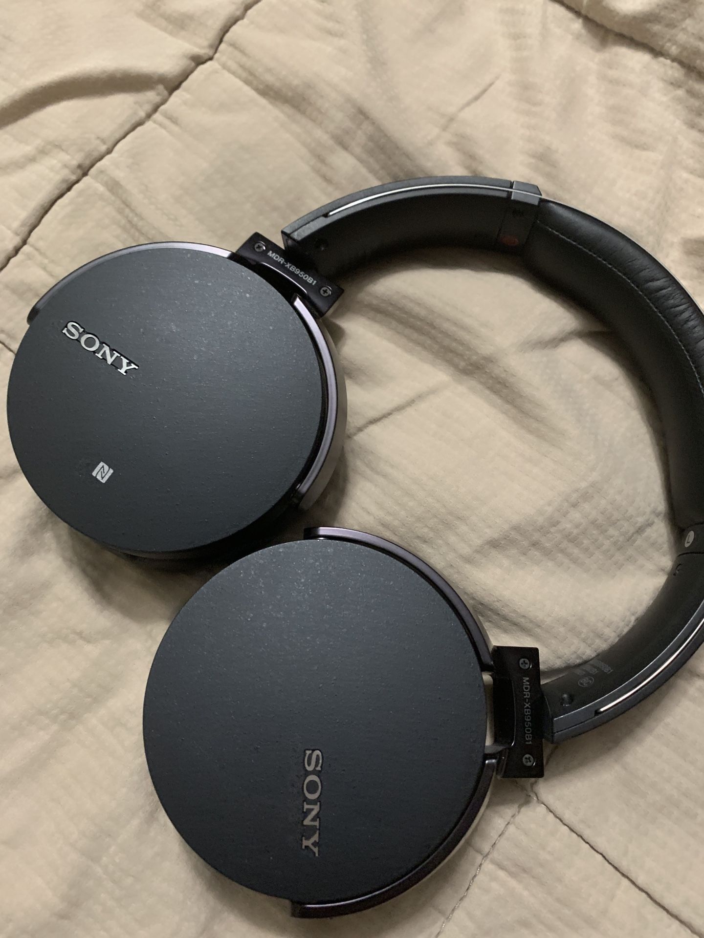 Sony Bluetooth Extra Bass headphones