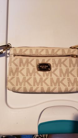 Michael Kors Wristlet Handbag