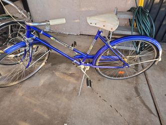 3 bike good condition colección bike