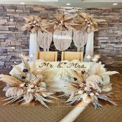 parent water Raise Your Festivities with Spectacular Wedding Decorations!