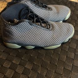 Jordan Future Size 12